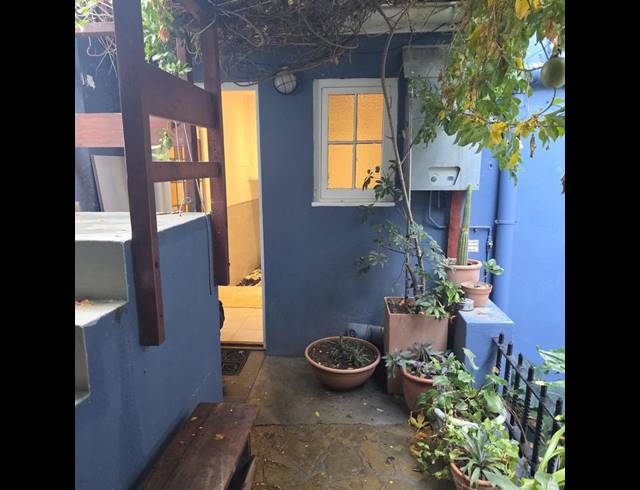 1 BEDROOM PROPERTY TO RENT IN GREEN POINT